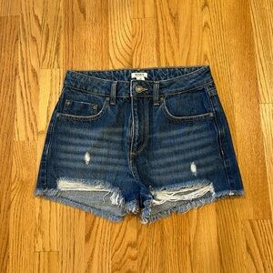 Roxy size 26 never worn jeans shorts